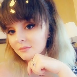 Meet your Posher, Tori